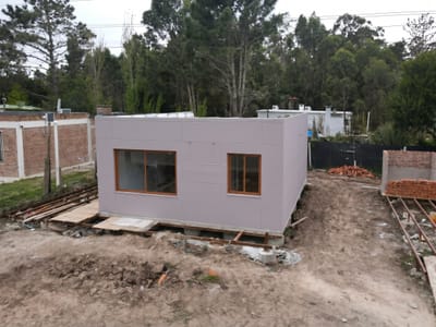 CASA PUNTA NEGRA MALDONADO OKIPE I CA502980  2 DORMITORIOS 1 BAÑOS