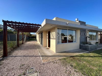 CASA LOS ANGELES MALDONADO CIELO I CA502993  2 DORMITORIOS 1 BAÑOS
