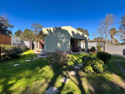 CASA PLAYA HERMOSA MALDONADO ARASI CA503056  3 DORMITORIOS 2 BAÑOS