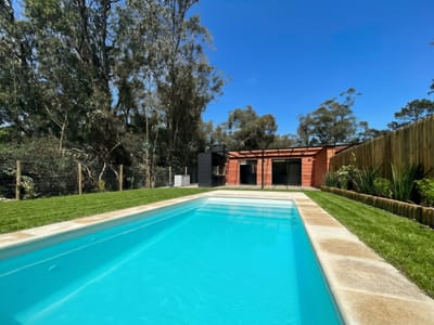 CASA PUNTA COLORADA MALDONADO SERAFINA 2 CA503091  3 DORMITORIOS 3 BAÑOS