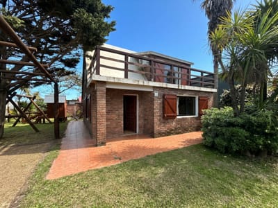 CASA SAN FRANCISCO MALDONADO YACARE 1 CA503123  2 DORMITORIOS 1 BAÑOS