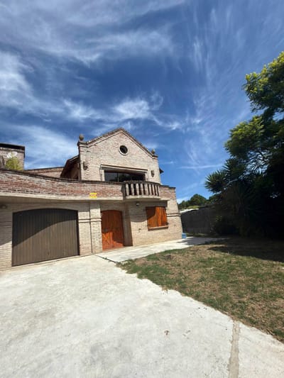 CASA CERRO DE LA GLORIA MALDONADO TERRAZAS LA GLORIA CA503132  3 DORMITORIOS 2 BAÑOS