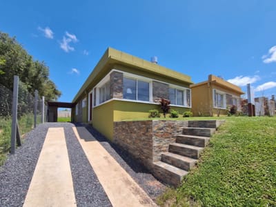 CASA LOS ANGELES MALDONADO OLIVA CA503152  3 DORMITORIOS 2 BAÑOS