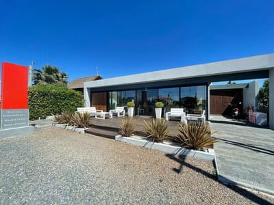 LOCAL PUNTA COLORADA MALDONADO  LO501766  2 BAÑOS