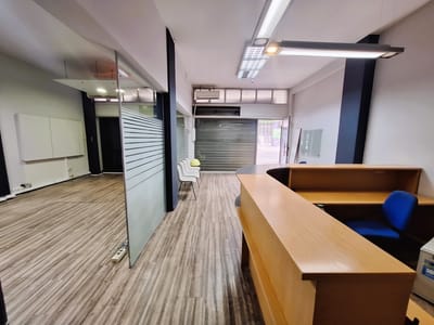 LOCAL CENTRO MONTEVIDEO PAYSANDÚ LO503157  1 BAÑOS
