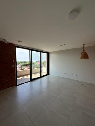 EN ALQUILER- DEPTO DE 2 DORM- LOS LAURELES 