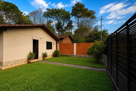 asa-Venta-Maramburé, límite con Ykua Duré, Luque, Central