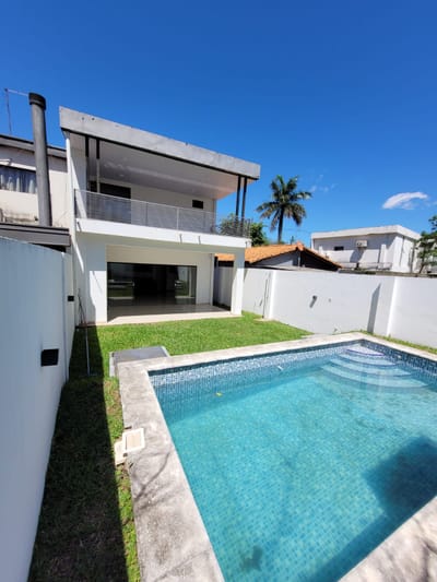 DUPLEX DE 3 DORMITORIOS - ZONA RAKIURA