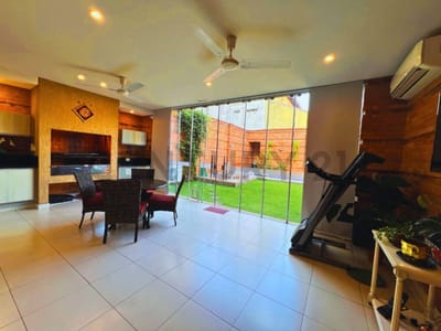 Alquiler de Casa Dúplex en Villa Aurelia, Asunción
