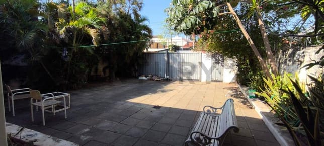 VENDO AMPLIA PROPIEDAD EN BARRIO JARA 