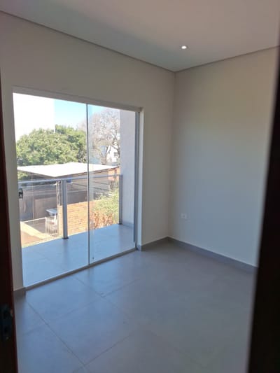 ALQUILO DPTO SAN LORENZO ZONA LAGUNA GRANDE 3 HABS