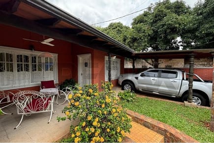 CASA EN VENTA - FERNANDO DE LA MORA