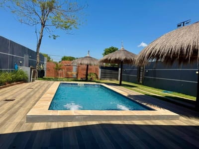 VENDO CASA QUINTA EN LIMPIO 