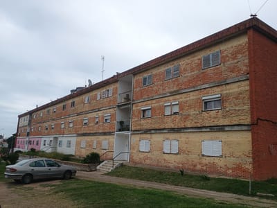 Apartamento "con renta" 3 dormitorios y terraza, próximo a Br Batlle y Ordoñez e Instrucciones
