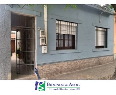 Bidondo Vende Casa De 2 Dormitorios Al Frente en La Teja