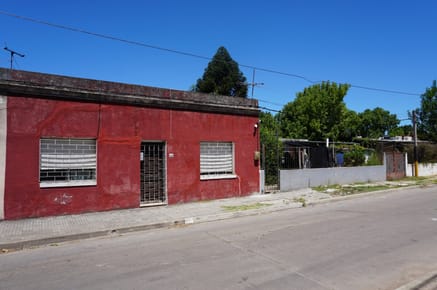 Casa de 2 con posibilidad de 3 dormitorios en pleno centro de Peñarol