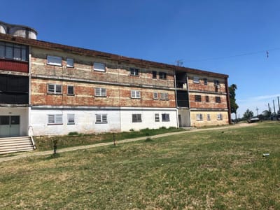 Apartamento "con renta" de 3 dormitorios y terraza, próximo a Br Batlle y Ordoñez e Instrucciones