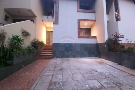 Venta de Duplex A 1 cuarta de Molas López 