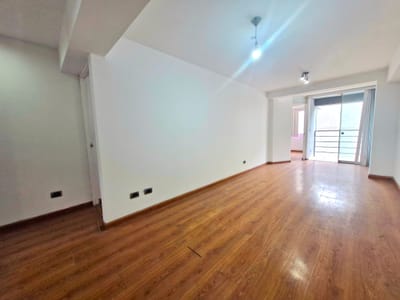 Alquiler Departamento 03 Habitaciones 01 Cochera en San Isidro con Magdalena