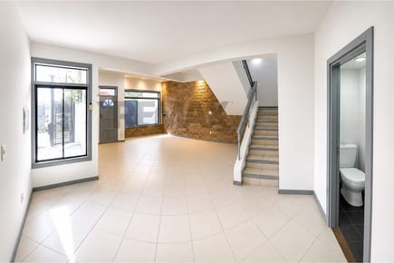 VENDO CASA CON PISCINA EN SAN VICENTE 