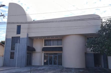 Vendo Depósito Nave con oficinas - Perlas casi Choferes del Chaco 