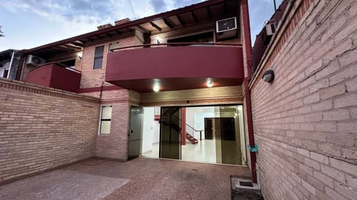 DUPLEX EN VENTA !!EN LAMBARE -ZONA SUPERMERCADO PUEBLO