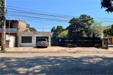 Propiedad Bo. Panambireta límite con Asunción
