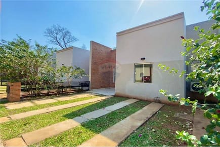 VENDO CASA EN LUQUE BARRIO CERRADO TAVAMAY