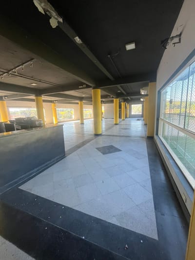 ALQUILO EDIFICIO DE 4 PISOS IDEAL PARA EMPRESAS