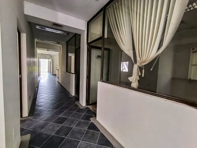 INFRAESTRUCTURA CORPORATIVA ESQUINERA EN VENTA
