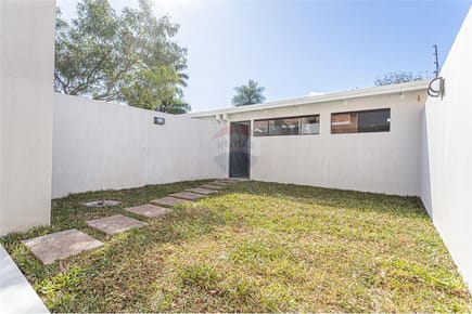 Duplex en venta zona pinedo 