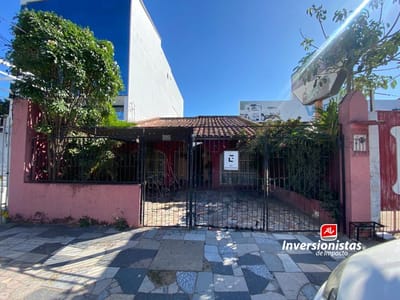 CASA EN VENTA COMO TERRENO