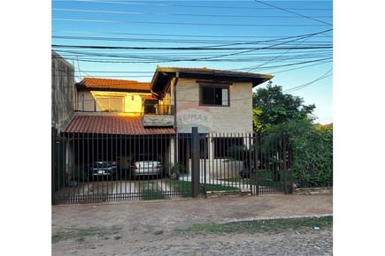 Casa - Venta - San Lorenzo, Paraguay