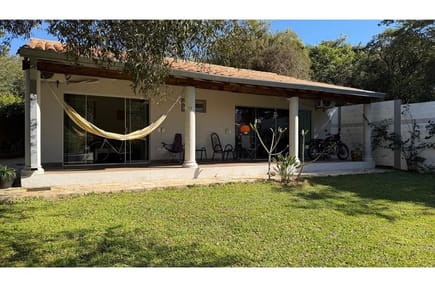 Casa en Venta Av. Guillermo Neumann, Altos, Cordillera