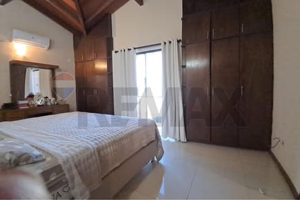 Vendo Duplex con Piscina Laurelty Zona Itá Ybaté