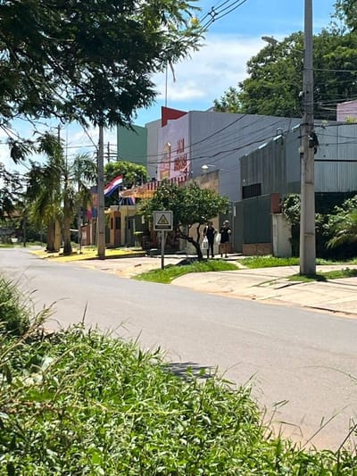 VENDO TERRENO EN LOMA MERLO ZONA ARCOIRIS - RAKIURA