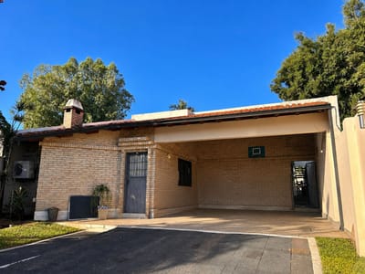 Alquilo Casa Semi Amoblada En Lambaré - Barrio Felicidad