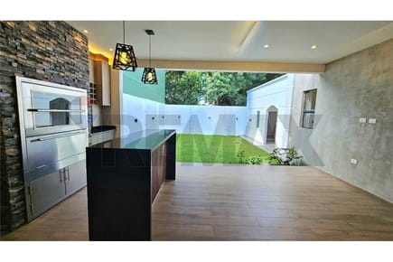 VENDO RESIDENCIA EN BARRIO CERRADO ARANJUEZ - SAN VICENTE
