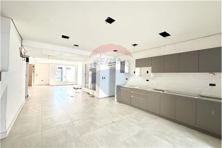 Duplex a estrenar en San Lorenzo con piscina
