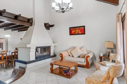 Casa-Venta-Ciudad de Chiba casi Ing. Gustavo Crovato, Republicano, Asunción