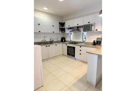 ALQUILO DUPLEX EN LAMBARE
