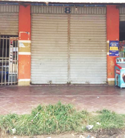 Tiendas comerciales en venta