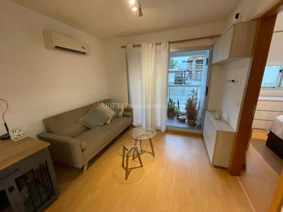 Venta Apartamento en Pocitos de 1 Dormitorio Alquilado