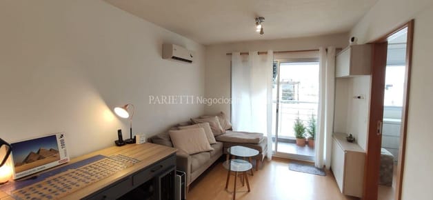 Venta Apartamento en Pocitos de 1 Dormitorio Alquilado