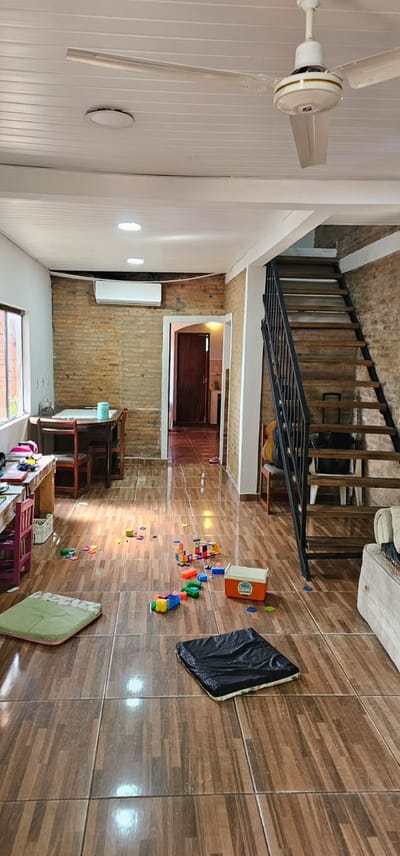 VENDO CASA EN LUQUE – ZONA CENTRO