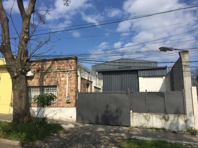 Alquiler excelente Local -Galpón Comercial-Industrial en el Buceo/Unión