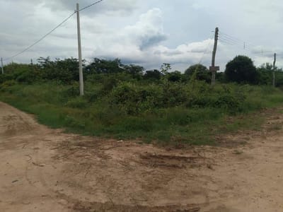 LOTE DE TERRENO