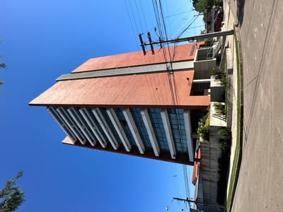 ALQUILER SIN MUEBLES 2 DORM EN CONDOMINIO VERTICAL ISUTO
