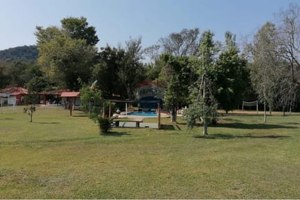 ALQUILO CASA AMOBLADA CON PISCINA EN CAACUPE