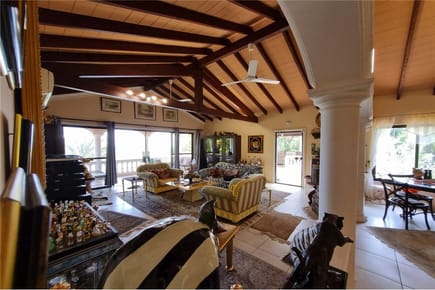 Casa-Venta-MBOCAYA, AVDA. 82, San Bernardino, Cordillera